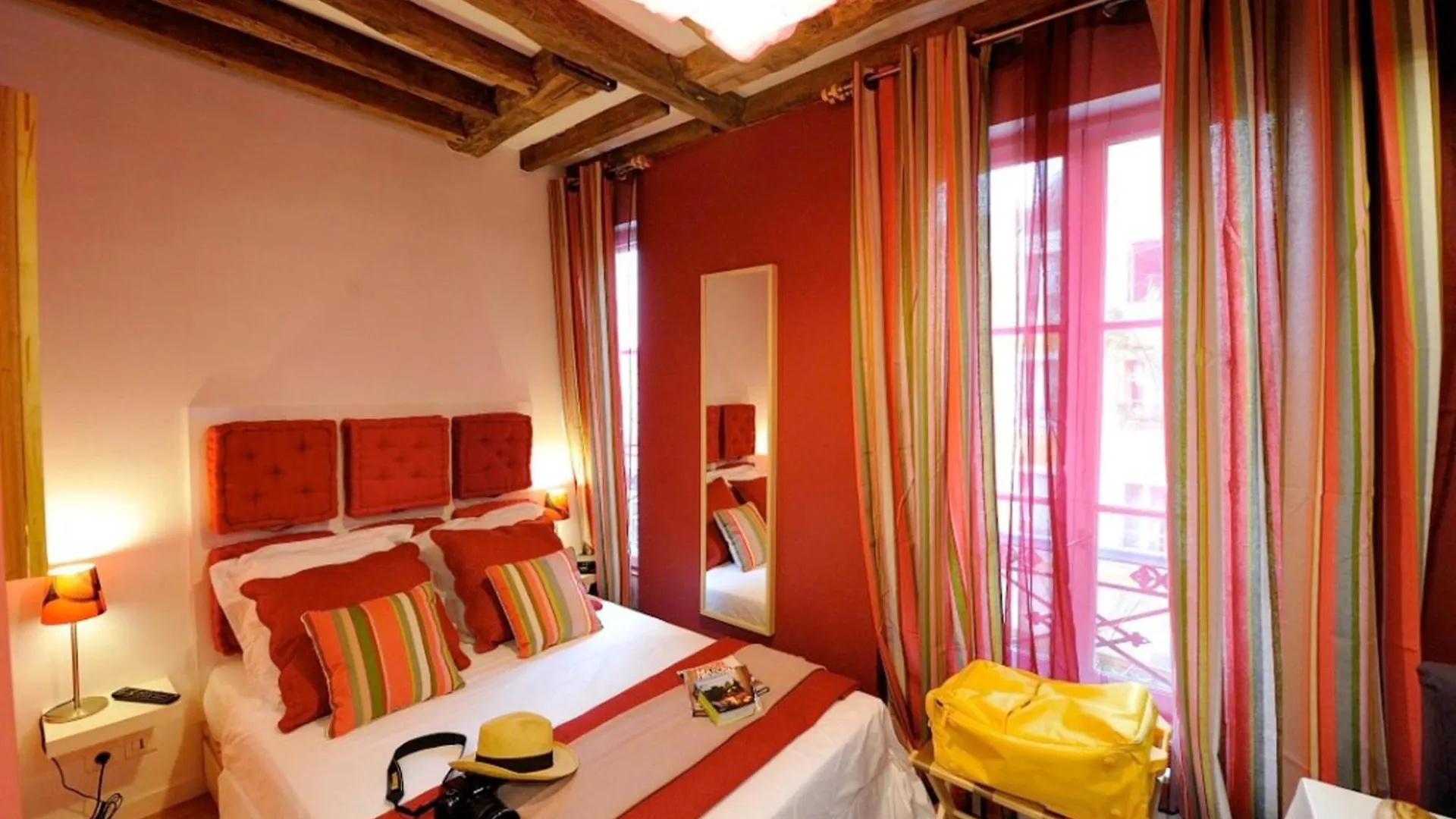 Apartmán Les Patios Du Marais 1 Paříž 0*,